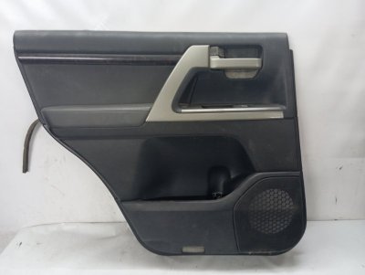 Обшивка двери Toyota Land Cruiser 200 2008 Внедорожник