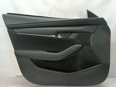 Обшивка двери Mazda Mazda 3 2020 BP