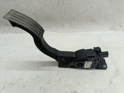 Педаль газа Ford Focus 2012 CB8