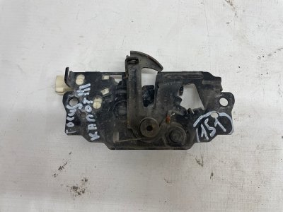 Замок капота Ford Focus 2012 CB8