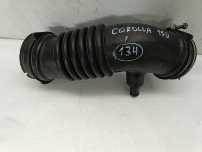 Патрубок воздушного фильтра Toyota Corolla 2008