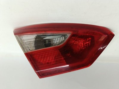 Фонарь Ford Focus 2012 CB8
