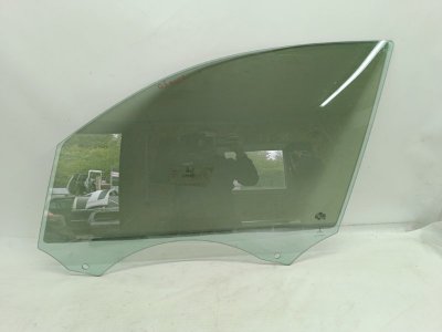 Стекло двери Audi Q5 2008-2012