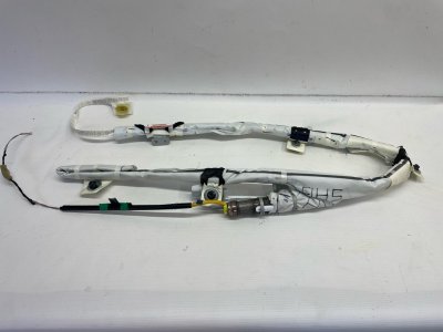 Шторка безопасности Mazda Mazda 3 2020 BP