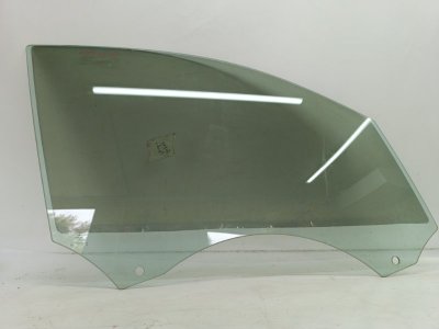 Стекло двери Audi Q5 2008-2012