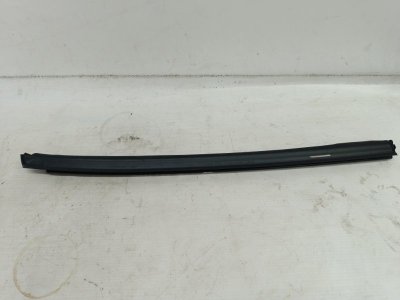 Уплотнитель двери Mazda Mazda 3 2020 BP