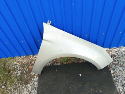Крыло Ford Focus 2012 CB8