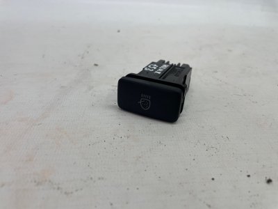 Кнопка Toyota Hilux 2012