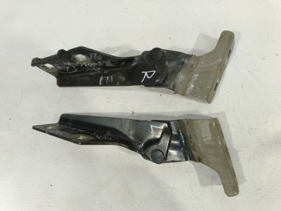 Петля капота Renault Megane 2006
