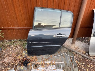 Дверь Renault Megane 2006