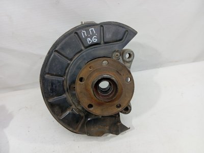 Кулак поворотный Volkswagen Passat 2009 B6