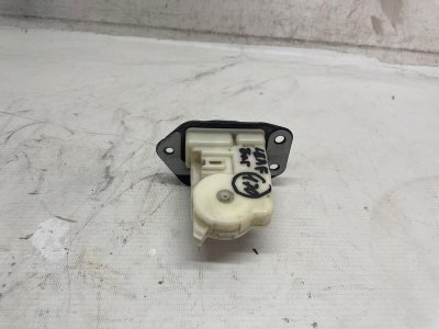 Замок багажника Nissan Leaf 2012 ZE0