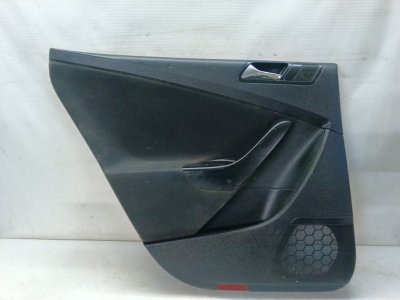 Обшивка двери Volkswagen Passat 2009 B6
