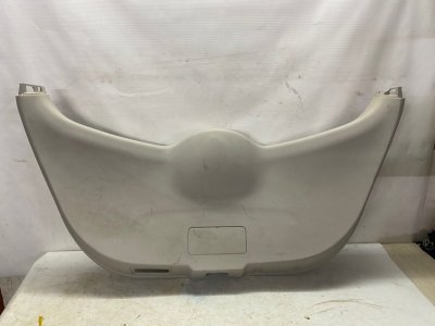 Обшивка двери багажника Nissan Leaf 2012 ZE0