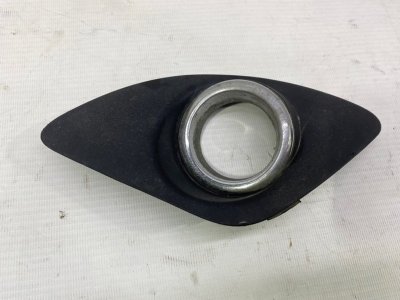 Рамка ПТФ Kia Ceed 2007 ED