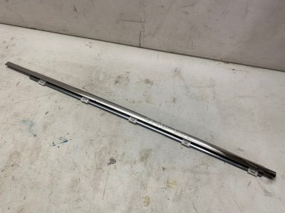 Молдинг стекла Lexus GS430