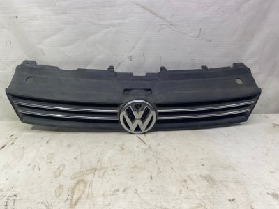 Решетка радиатора Volkswagen Polo 2011