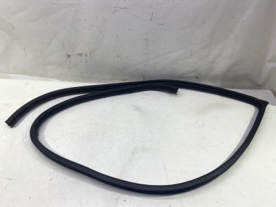 Уплотнитель кузова Kia Ceed 2007 ED