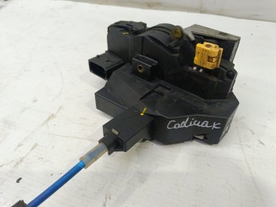 Замок двери Cadillac BLS 2006