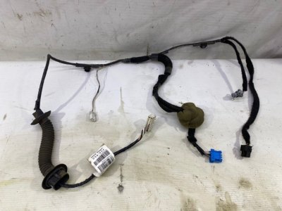 Проводка двери Renault Duster 2013