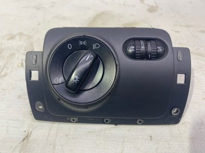 Переключатель света фар Volkswagen Jetta 2007 1K2