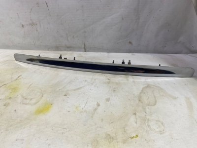 Накладка двери багажника Mercedes-Benz GL-Class 2007 X164