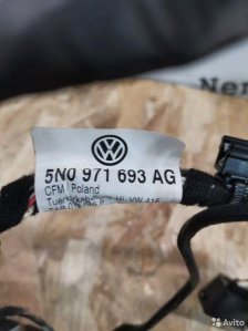 Проводка двери задняя левая Volkswagen Tiguan 5N1