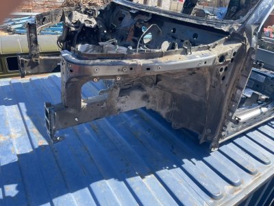 Лонжерон Audi Q8 2021