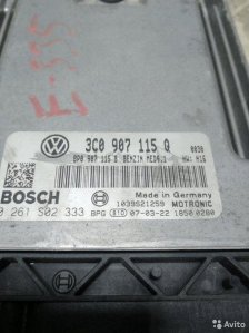 Блок управления двигателем Volkswagen Passat B6