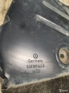 Кожух ремня грм Volkswagen Tiguan 5N1 cbab 2010