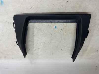 Накладка торпедо Audi Q8 2021