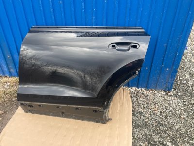 Дверь Audi Q8 2021