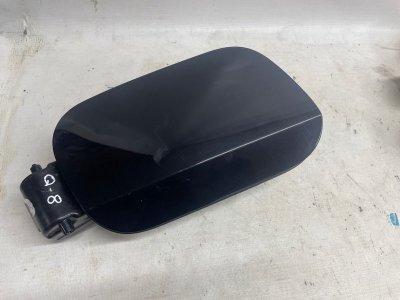 Лючок бензобака Audi Q8 2021