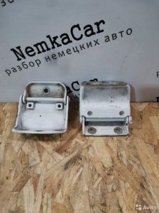 Петля крышки багажника Mercedes-Benz Vito 639