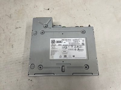 Блок навигации Audi Q8 2021