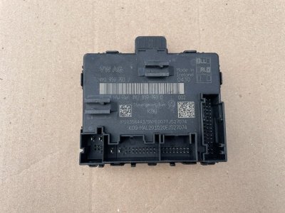 Блок комфорта Audi Q8 2021