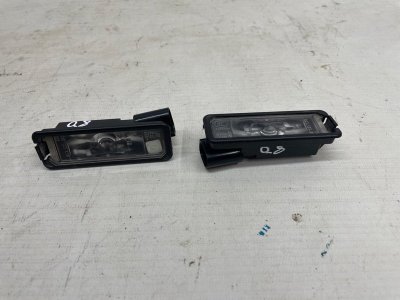 Подсветка номера Audi Q8 2021