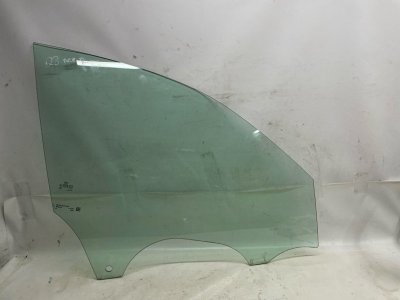 Стекло двери Audi Q8 2021
