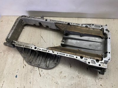Поддон двигателя Mercedes-Benz S-Class 1992 W140