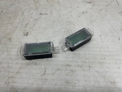Подсветка номера Audi Q8 2021