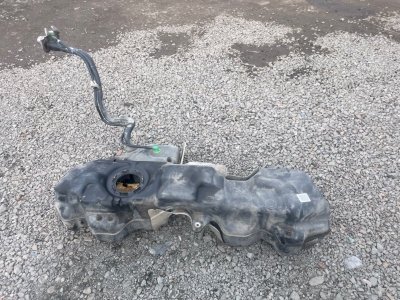Бензобак Audi Q8 2021