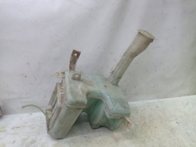 Бачок омывателя Mitsubishi LANCER CEDIA 2001