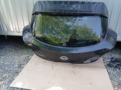 Дверь багажника Opel Astra-J 2012 GTC