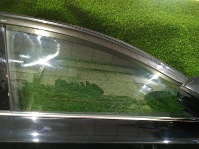 Стекло AUDI A8 2011 D4