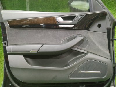 Обшивка двери AUDI A8 2011 D4