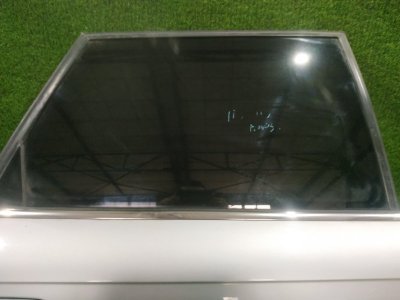 Стекло AUDI A6 C6 2010 4F2