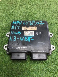 Блок управления двс Mazda MPV