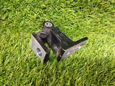 Петля двери AUDI A8 2011 D4