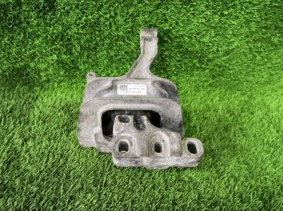 Подушка двигателя AUDI A3 8V