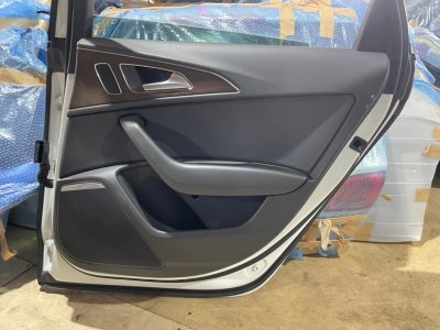 Обшивка двери AUDI A6 C7 AVANTE 2012 4G